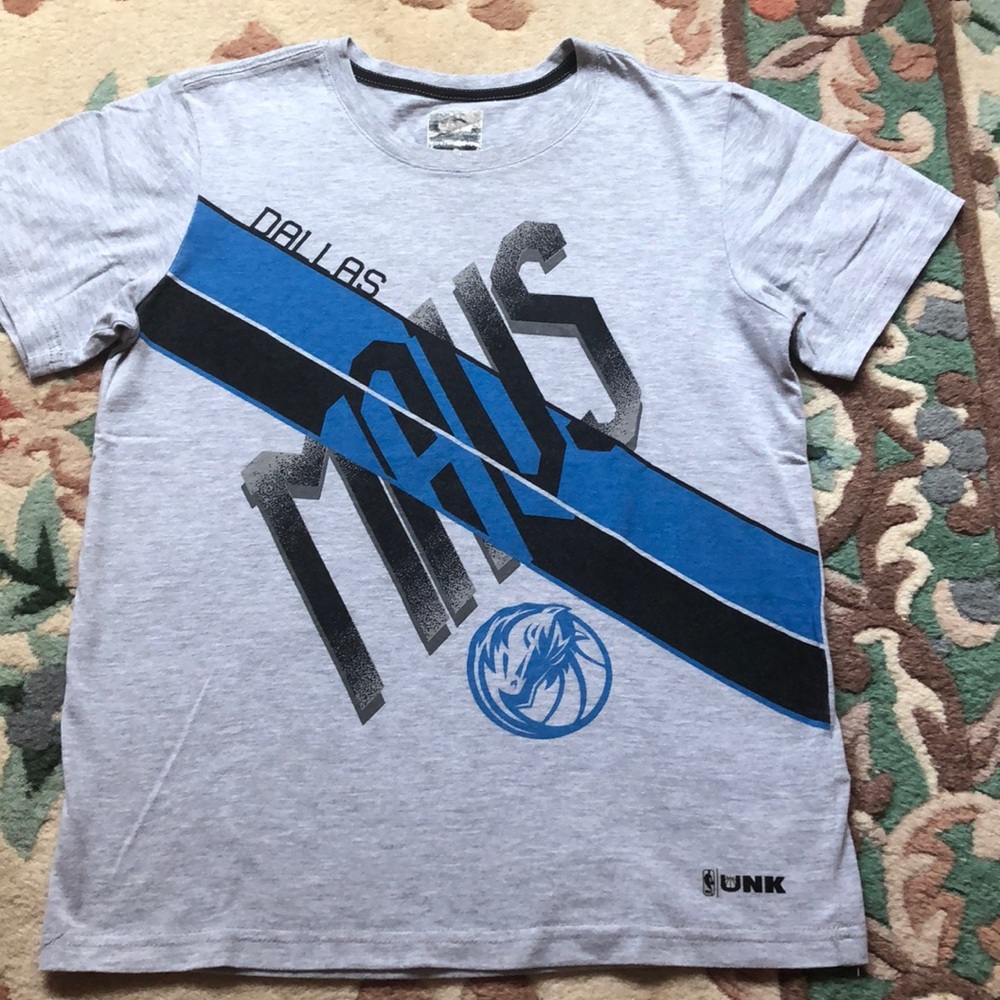 3/$25 NBA UNK Dallas Mavs Boys 10-12 t shirt